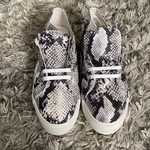 Superga shoes NEVER WORN W/ TAGS & BOX